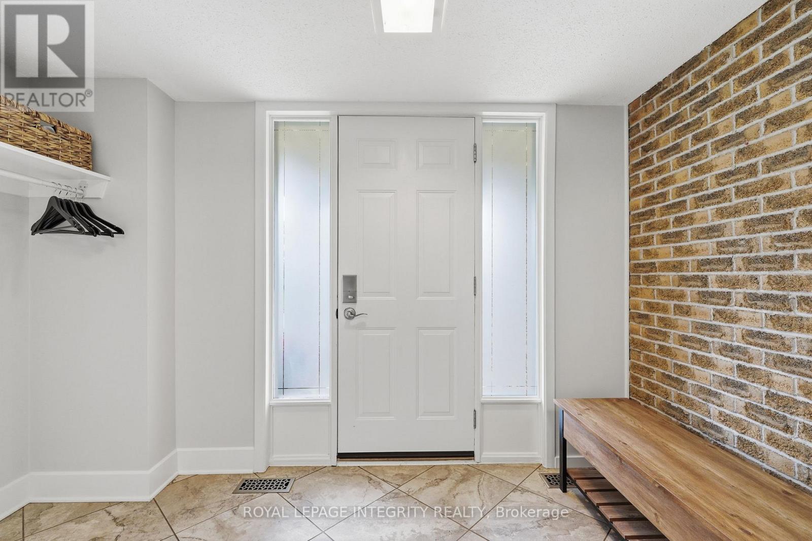 192 Park Grove Drive, Ottawa, Ontario  K1E 2T1 - Photo 6 - X13459866
