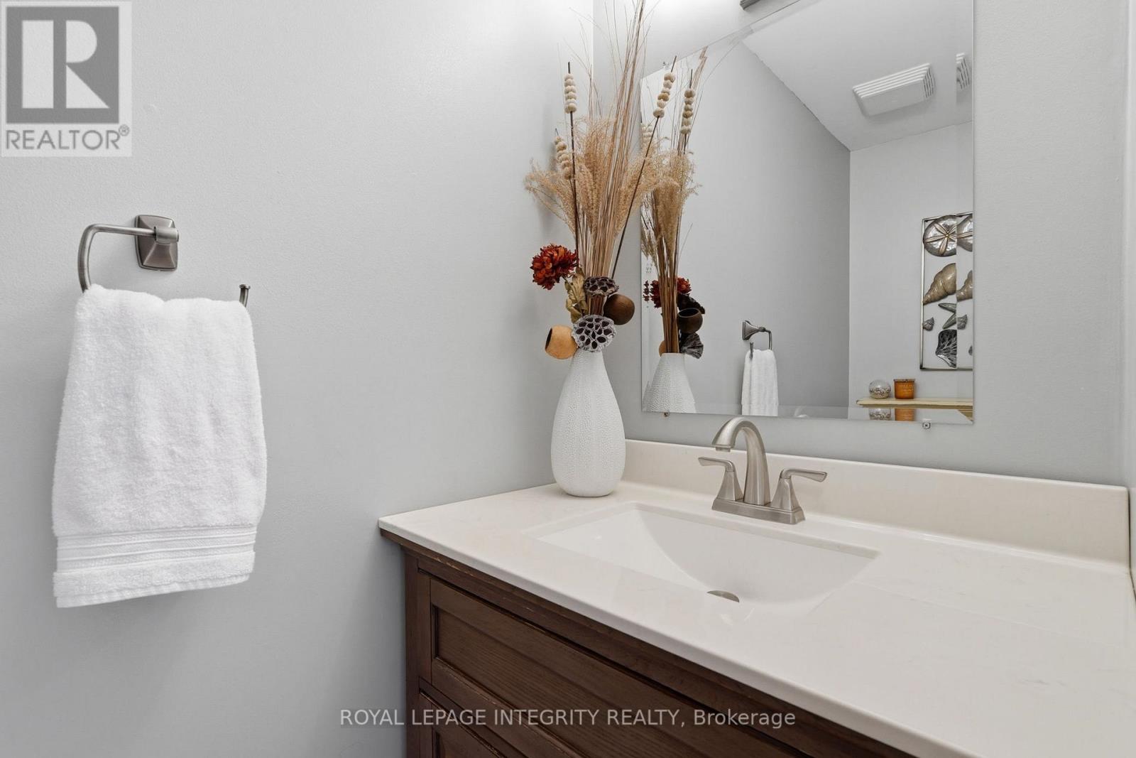 192 Park Grove Drive, Ottawa, Ontario  K1E 2T1 - Photo 8 - X13459866