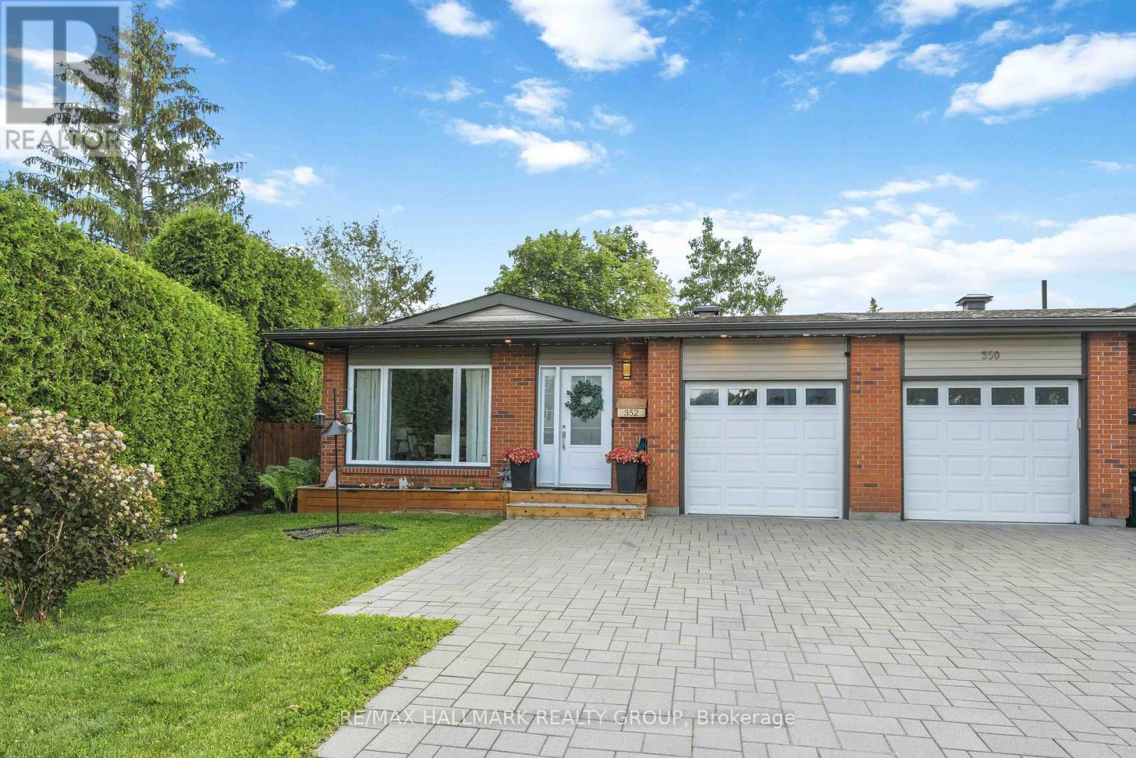 352 MOCKINGBIRD DRIVE, Ottawa, Ontario