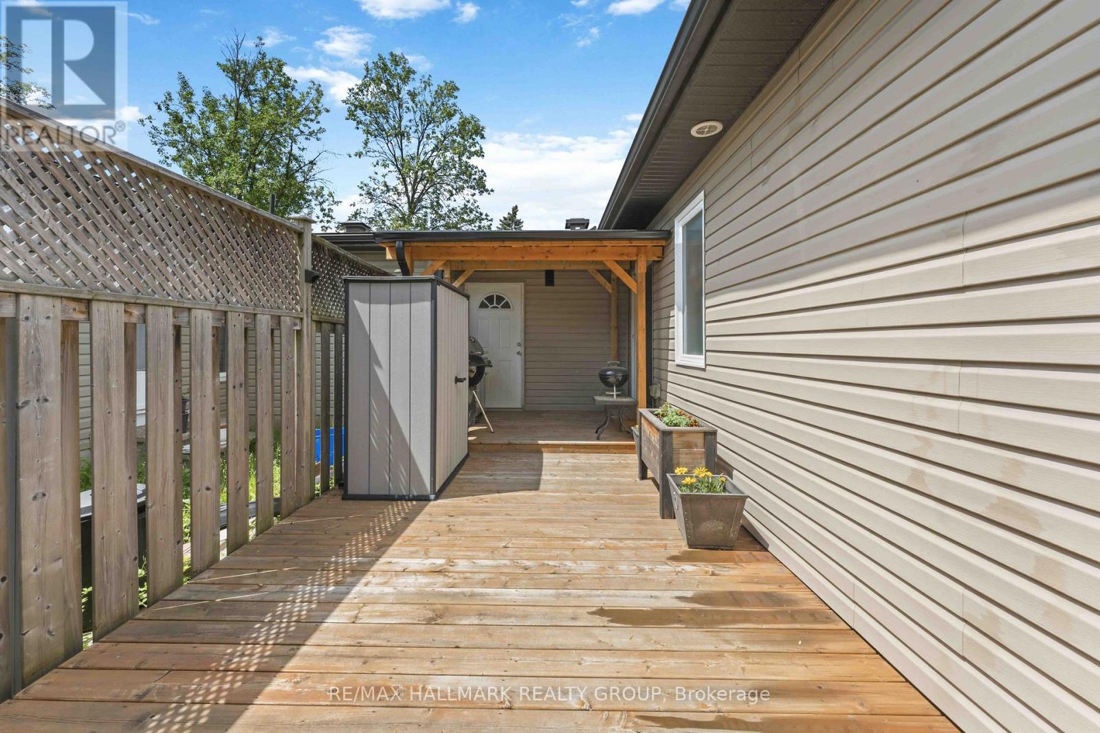 352 Mockingbird Drive, Ottawa, Ontario  K1E 2A7 - Photo 39 - X13459884