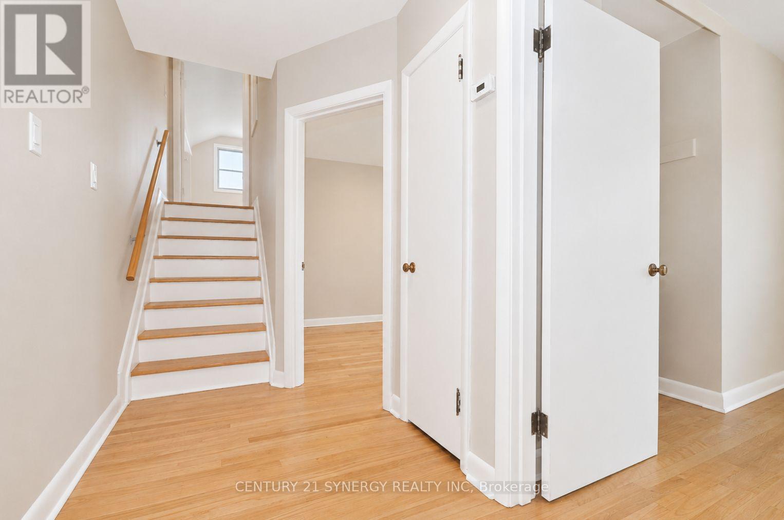 1308 Erindale Drive, Ottawa, Ontario  K2C 2G4 - Photo 8 - X13459982