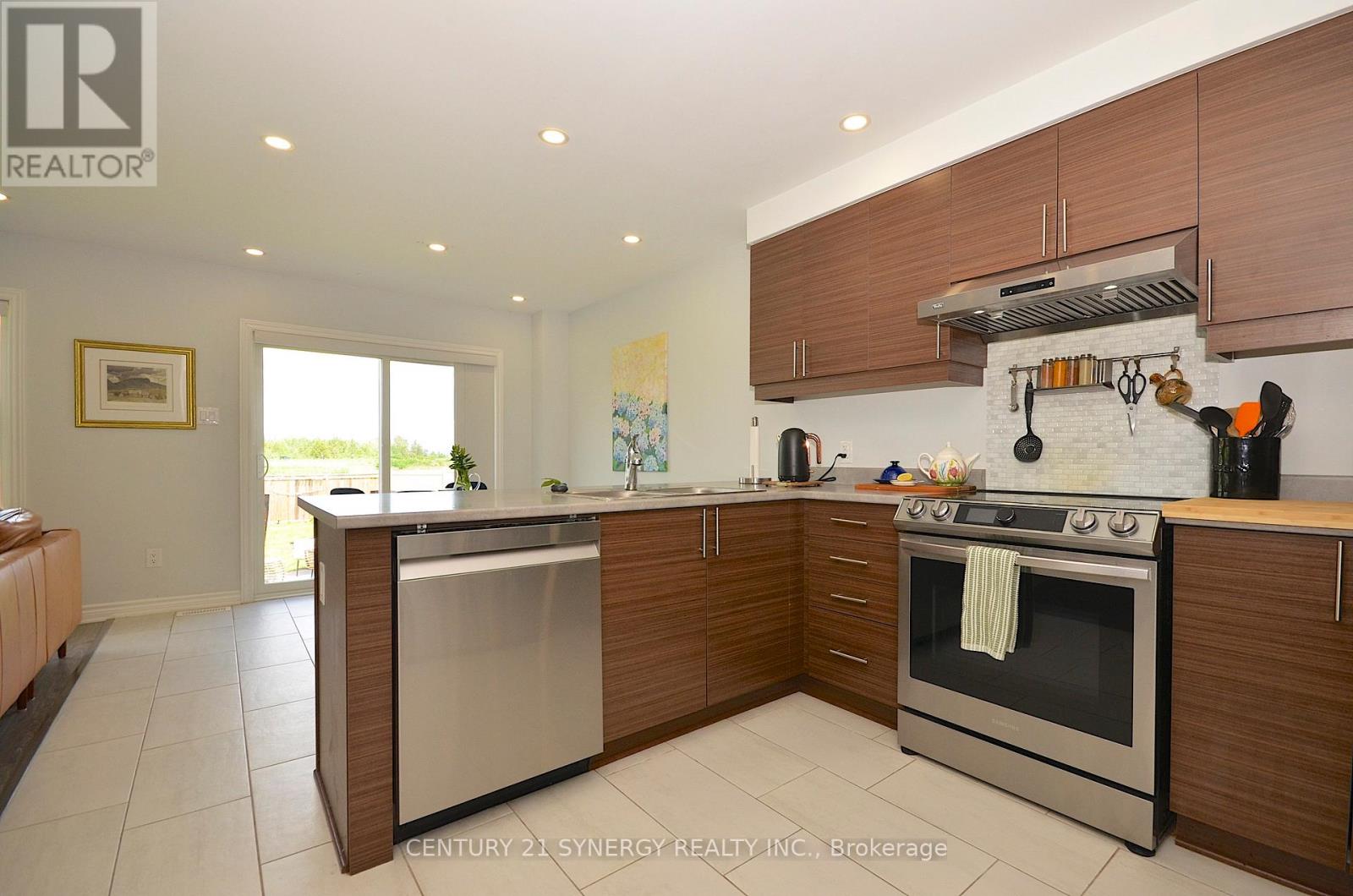 114 Unity Place, Ottawa, Ontario  K2S 2Y8 - Photo 8 - X13460002