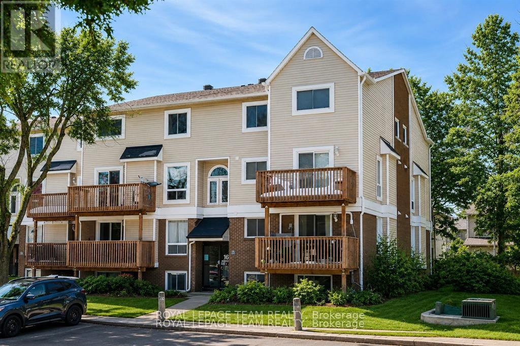 4 - 160 Fenerty Court, Ottawa, Ontario  K2L 3A7 - Photo 1 - X13460040