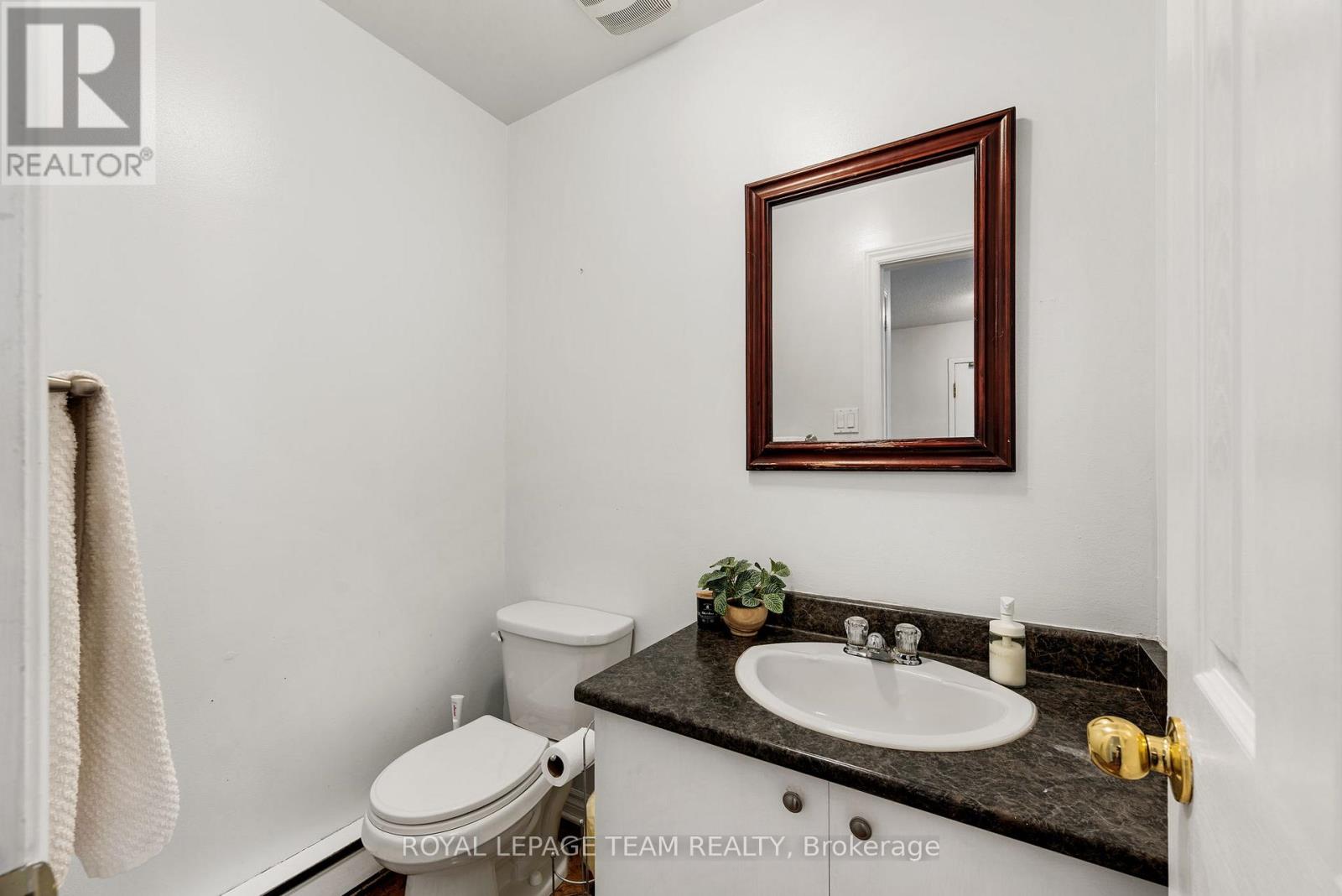 4 - 160 Fenerty Court, Ottawa, Ontario  K2L 3A7 - Photo 13 - X13460040