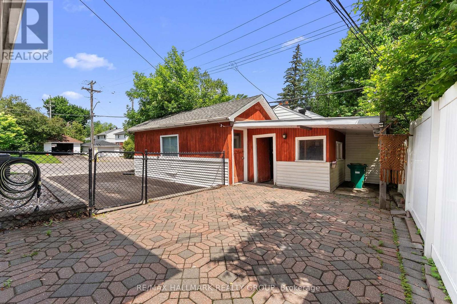 2075 Neepawa Avenue, Ottawa, Ontario  K2A 3L7 - Photo 10 - X13460068
