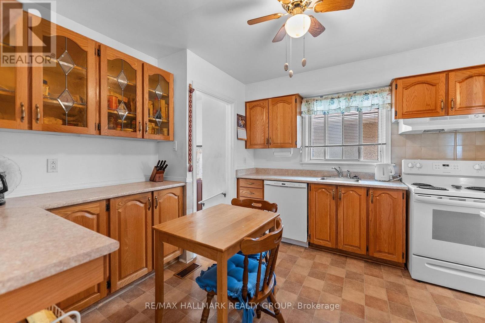2075 Neepawa Avenue, Ottawa, Ontario  K2A 3L7 - Photo 26 - X13460068