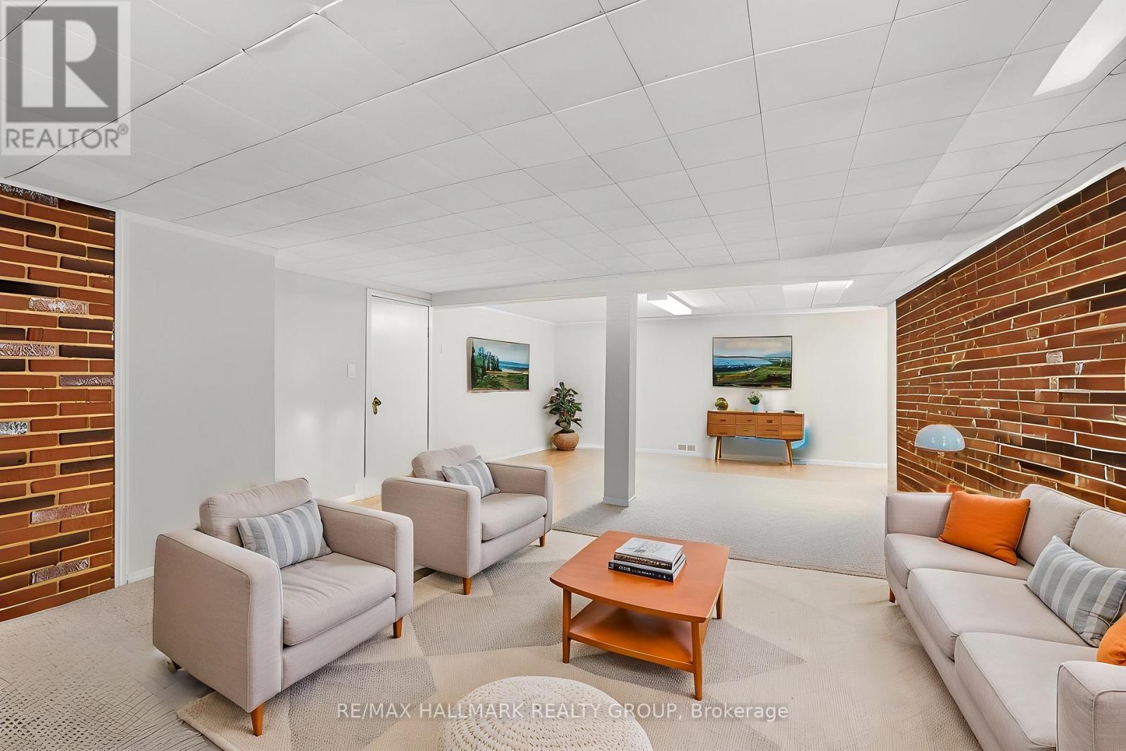 2075 Neepawa Avenue, Ottawa, Ontario  K2A 3L7 - Photo 44 - X13460068