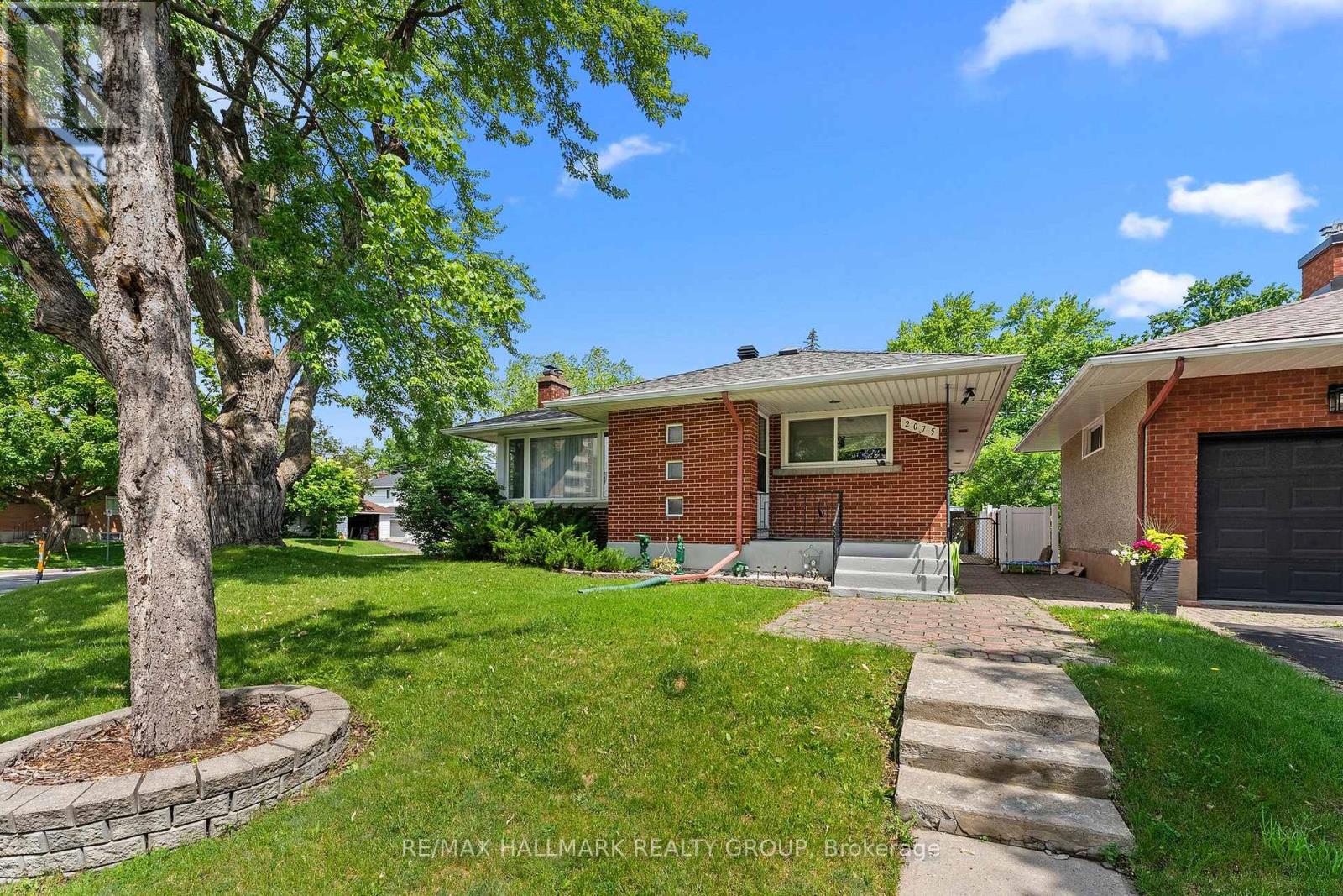 2075 Neepawa Avenue, Ottawa, Ontario  K2A 3L7 - Photo 6 - X13460068