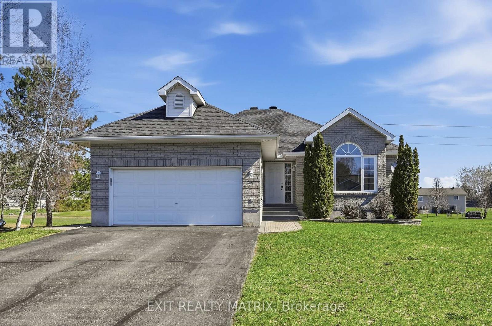 2117 Lemery Street, Clarence-Rockland, Ontario  K0A 1E0 - Photo 1 - X13460114