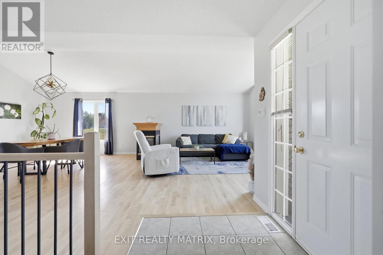 2117 Lemery Street, Clarence-Rockland, Ontario  K0A 1E0 - Photo 4 - X13460114