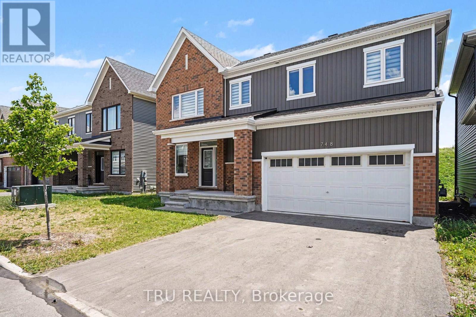 748 Eminence Street, Ottawa, Ontario  K2J 6X6 - Photo 2 - X13460160