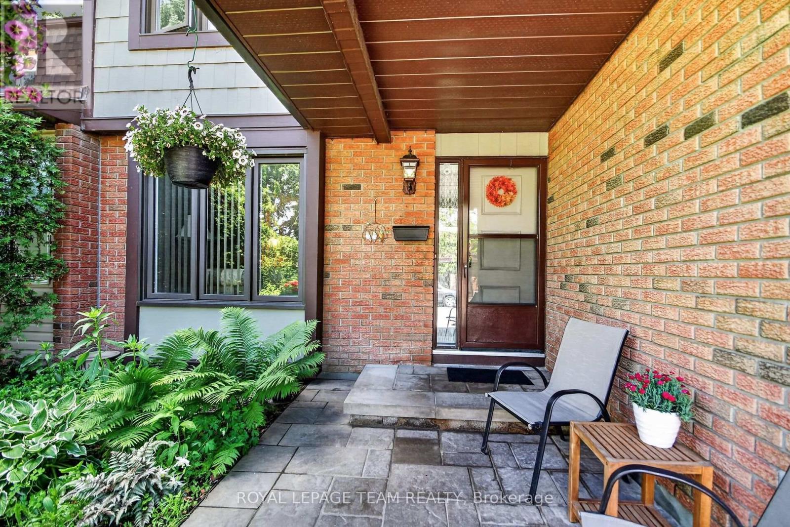 3 Haywood Crescent, Ottawa, Ontario  K2L 2J3 - Photo 3 - X13460182