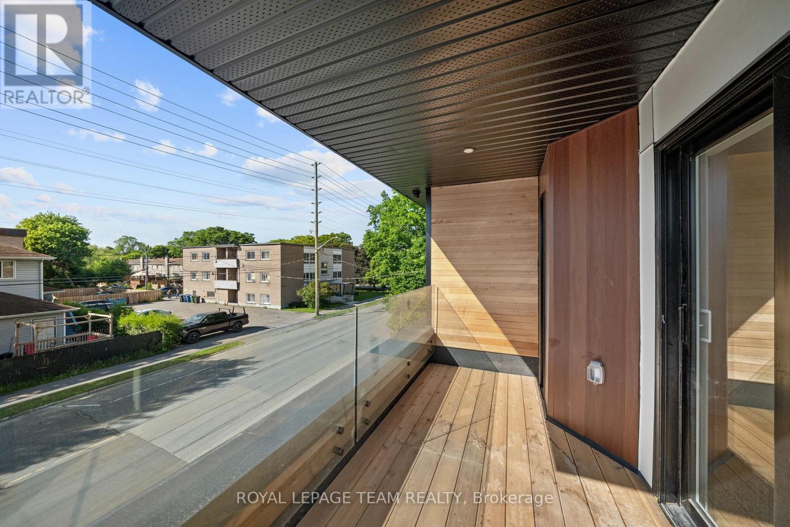 Upper - 998 Hollington Street, Ottawa, Ontario  K1Z 7Z9 - Photo 14 - X13460280