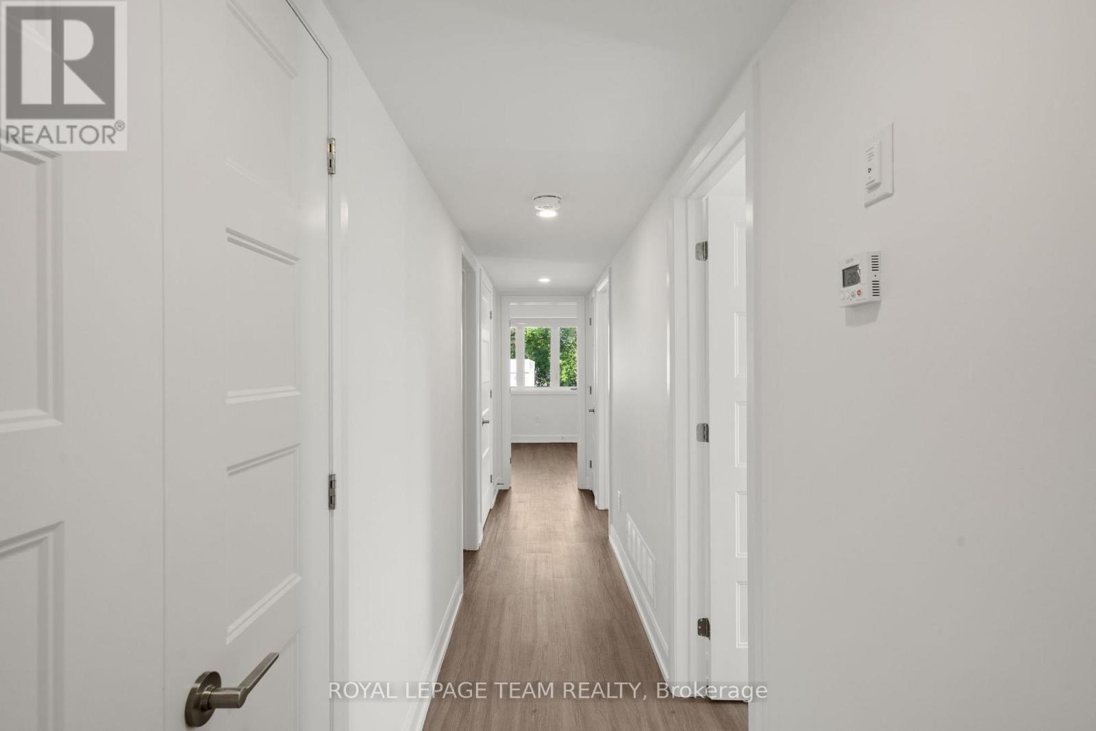 Upper - 998 Hollington Street, Ottawa, Ontario  K1Z 7Z9 - Photo 16 - X13460280