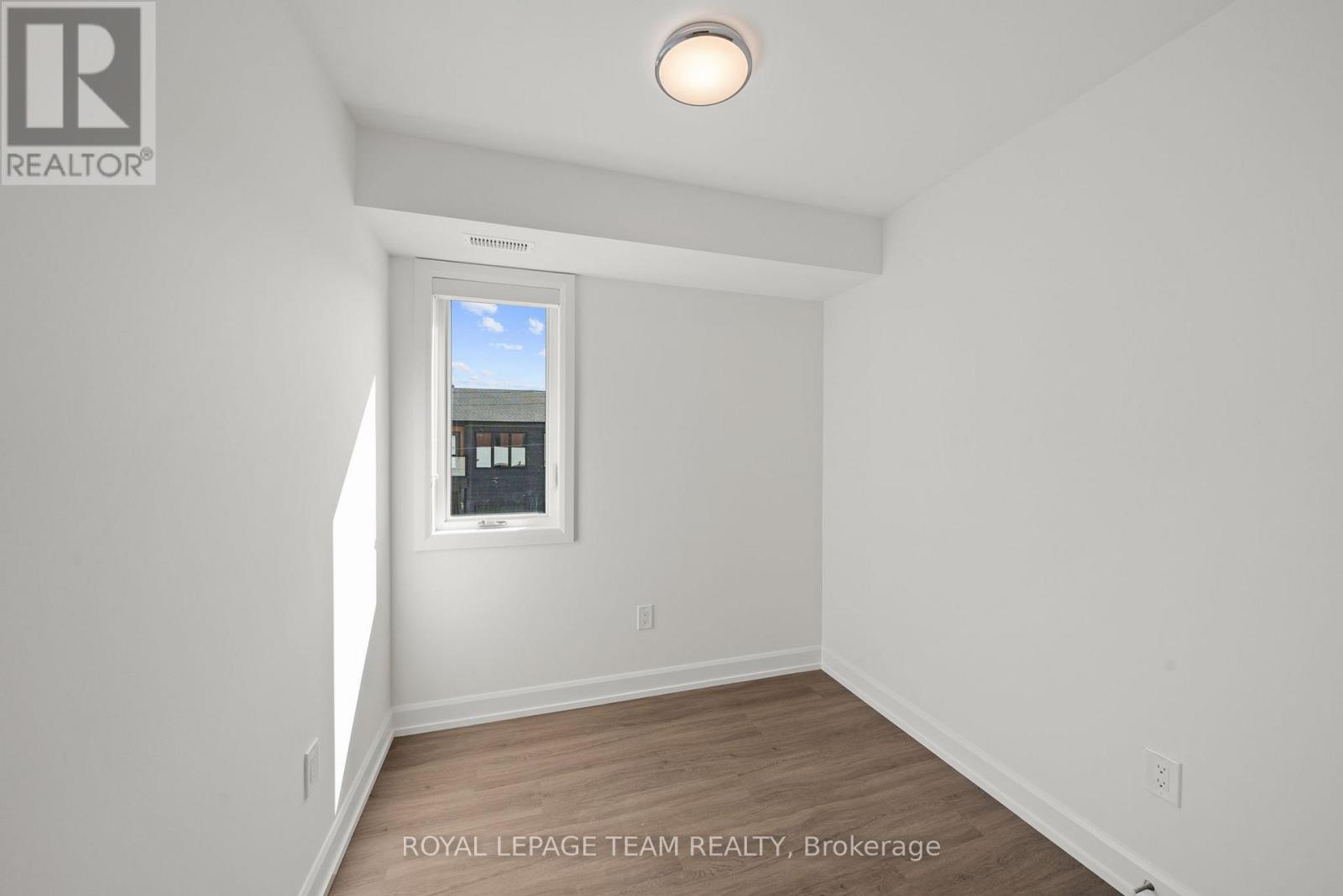 Upper - 998 Hollington Street, Ottawa, Ontario  K1Z 7Z9 - Photo 26 - X13460280