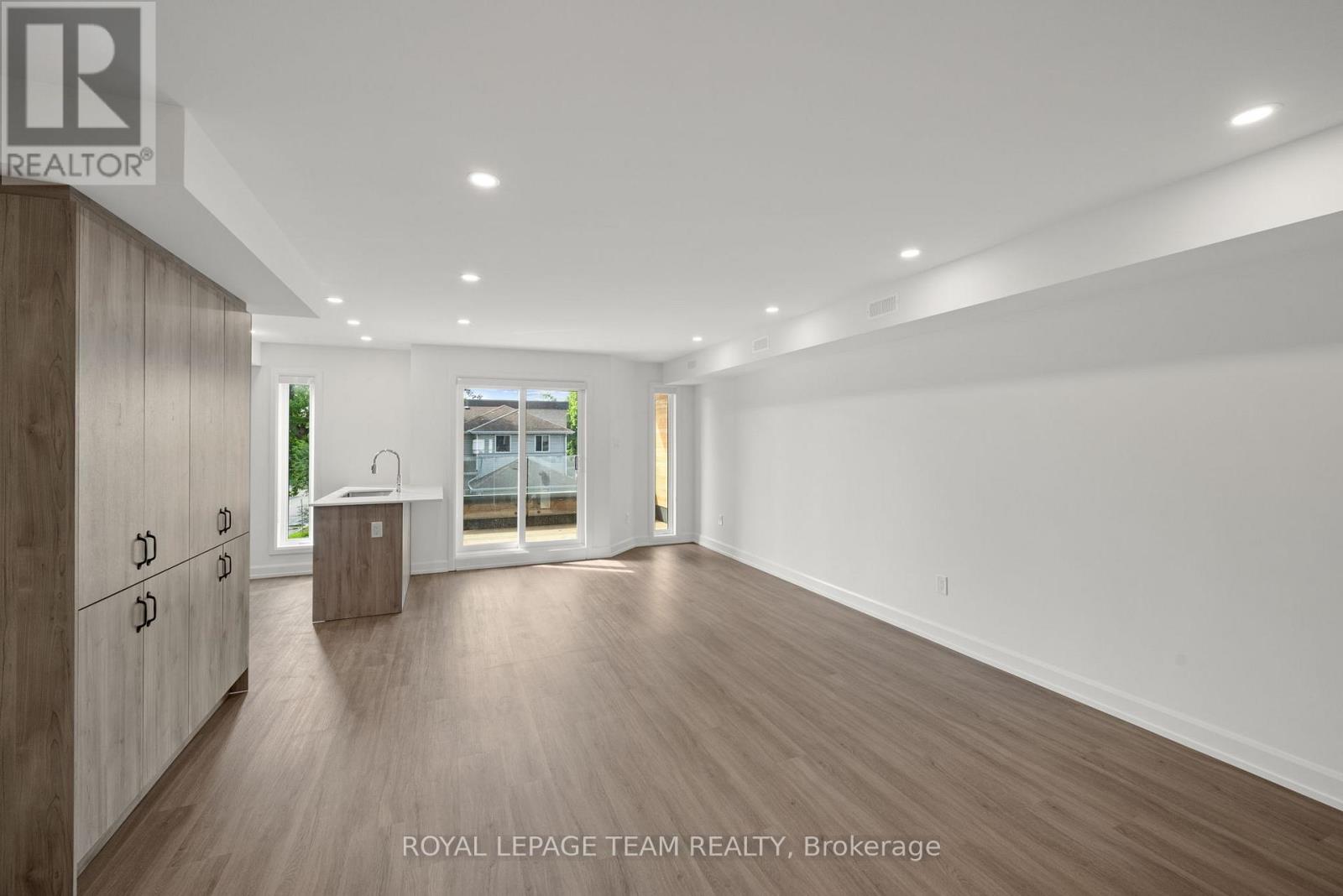 Upper - 998 Hollington Street, Ottawa, Ontario  K1Z 7Z9 - Photo 7 - X13460280