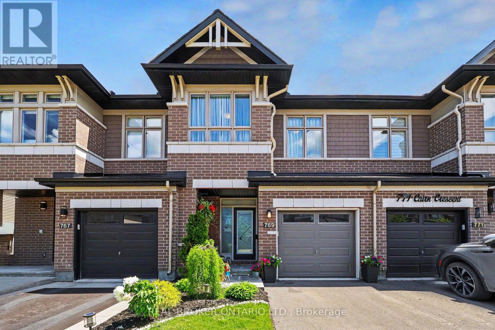 769 Cairn Crescent, Ottawa, Ontario  K1W 0P4 - Photo 2 - X13460314