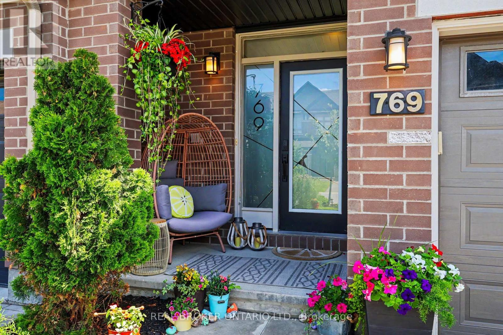 769 Cairn Crescent, Ottawa, Ontario  K1W 0P4 - Photo 4 - X13460314