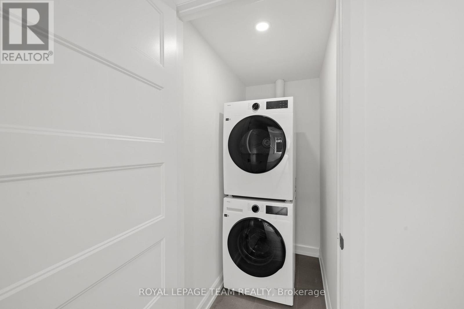 Main - 998 Hollington Street, Ottawa, Ontario  K1Z 6K6 - Photo 11 - X13460316
