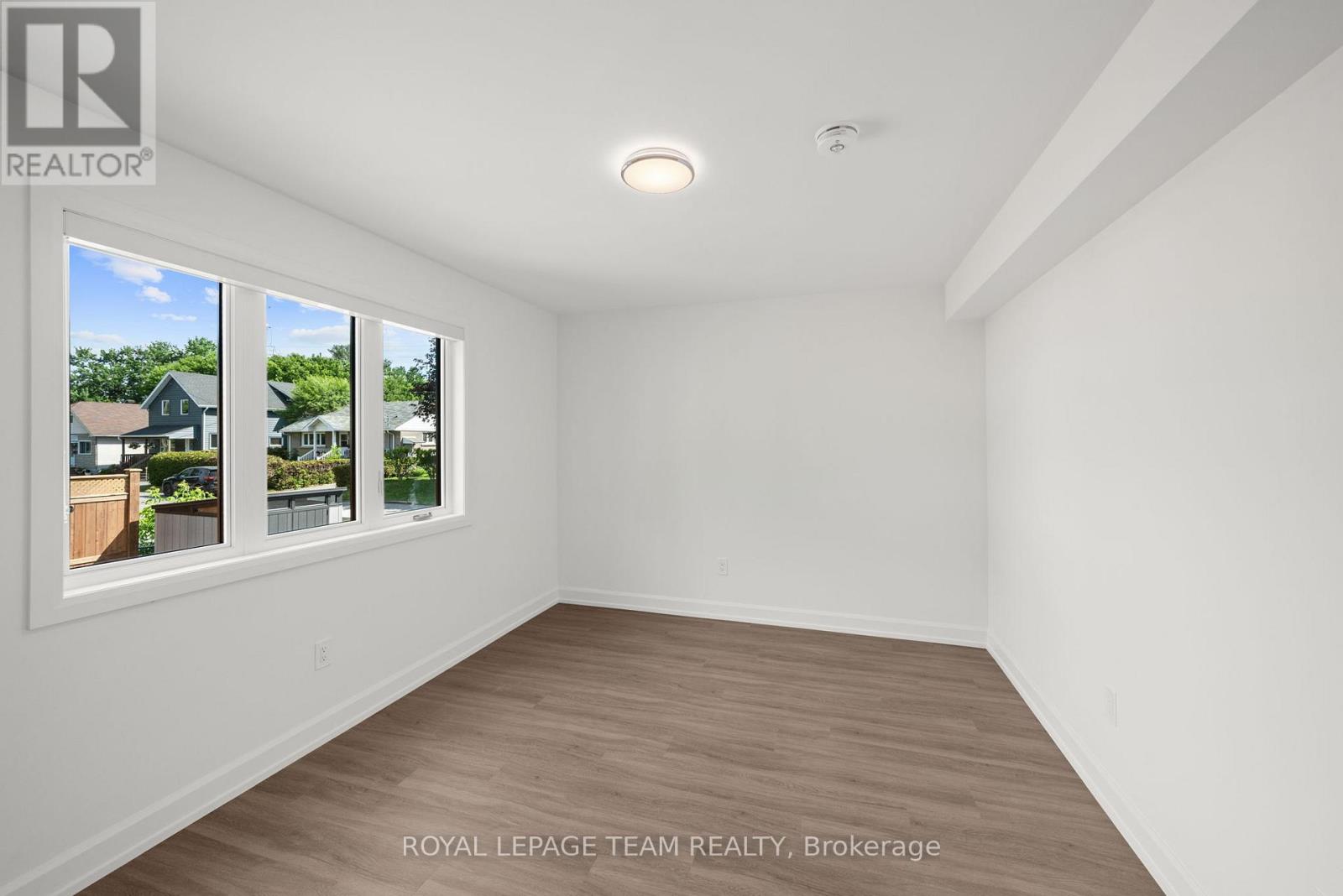 Main - 998 Hollington Street, Ottawa, Ontario  K1Z 6K6 - Photo 13 - X13460316