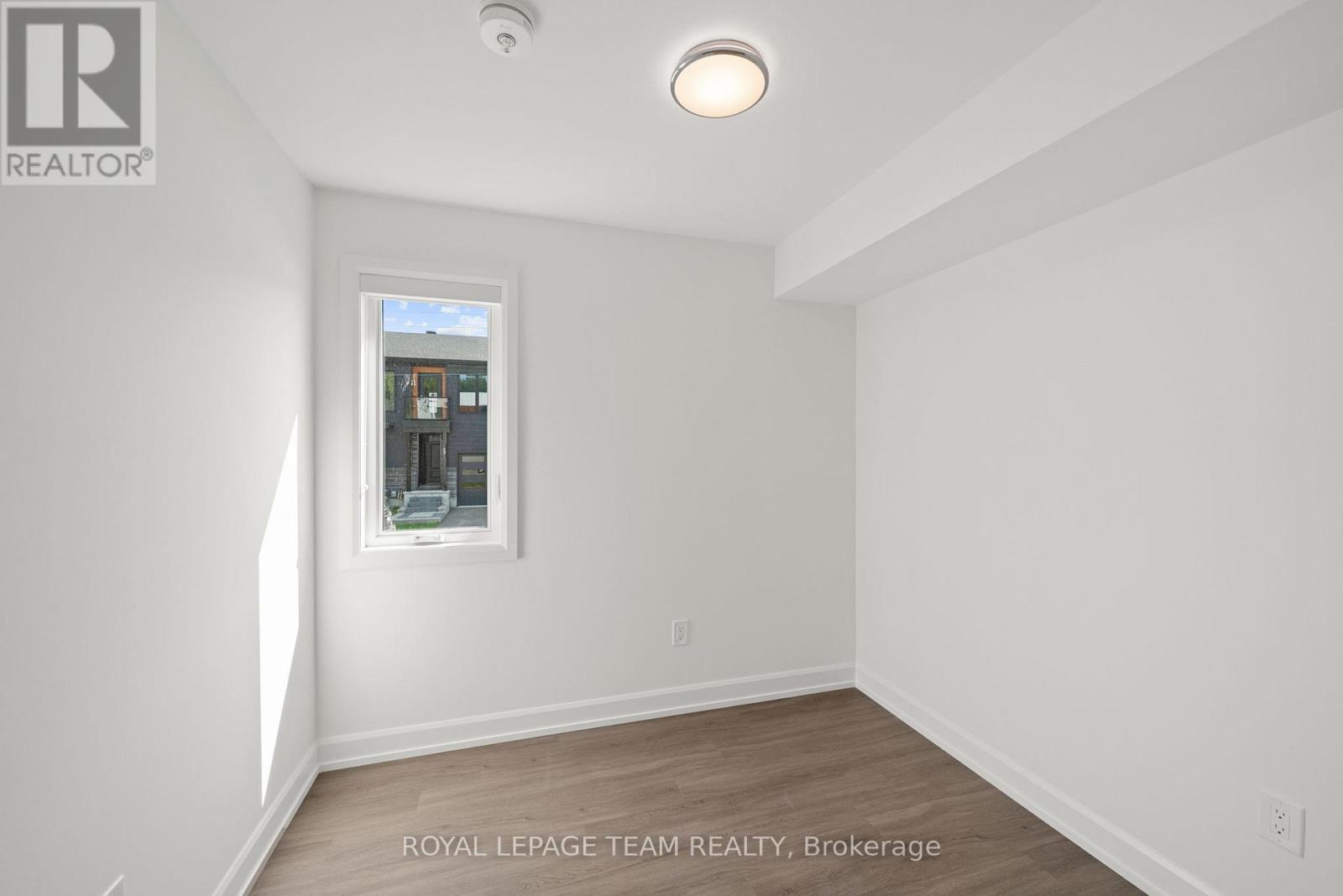 Main - 998 Hollington Street, Ottawa, Ontario  K1Z 6K6 - Photo 22 - X13460316