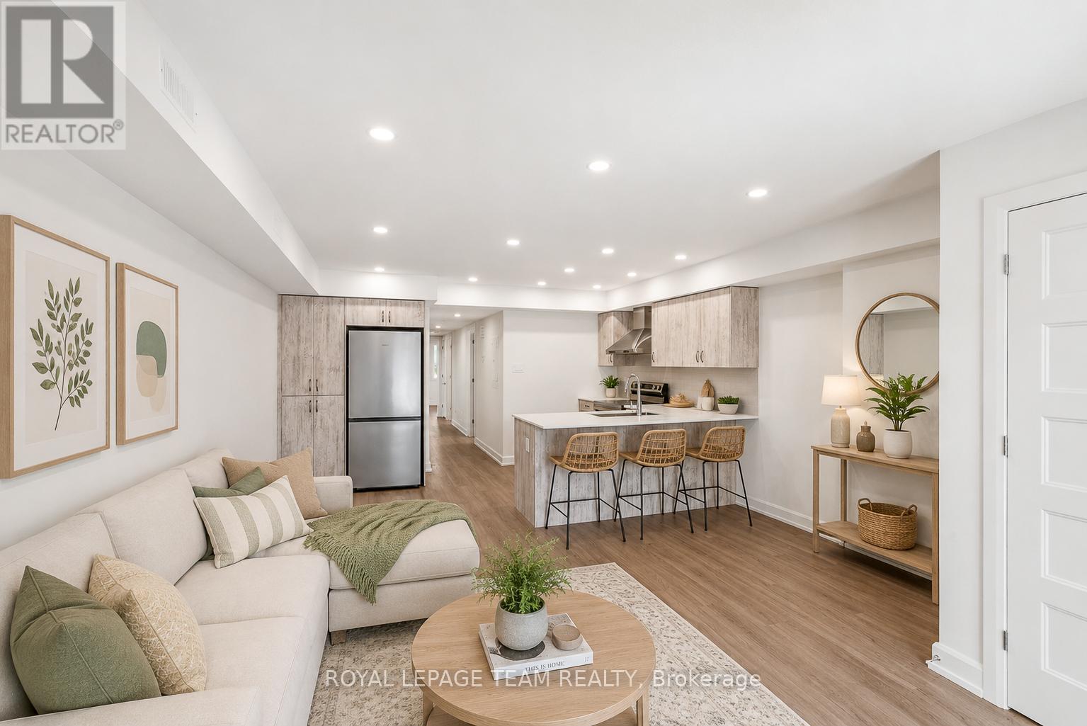 Main - 998 Hollington Street, Ottawa, Ontario  K1Z 6K6 - Photo 4 - X13460316