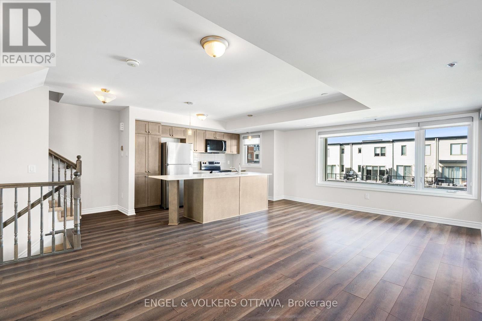 571 Ozawa Private, Ottawa, Ontario  K1K 4Z9 - Photo 8 - X13460320