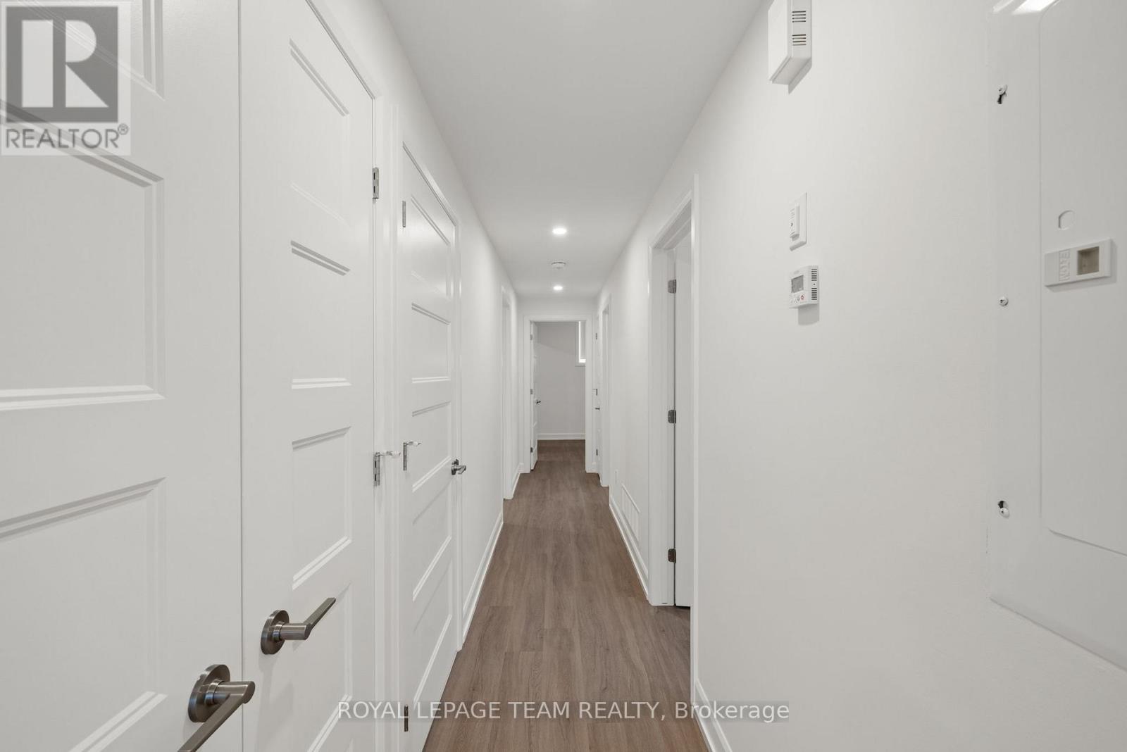 Lower - 998 Hollington Street, Ottawa, Ontario  K1Z 6K6 - Photo 12 - X13460328