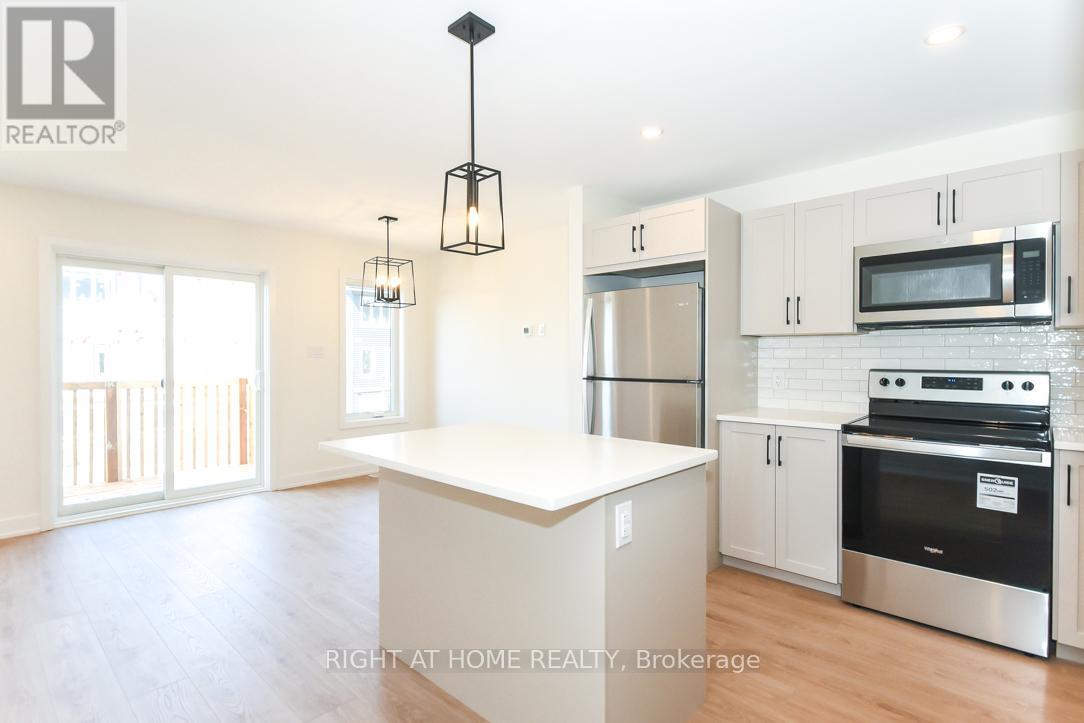 75 Whitcomb Crescent, Smiths Falls, Ontario  K7A 0C1 - Photo 7 - X13460366