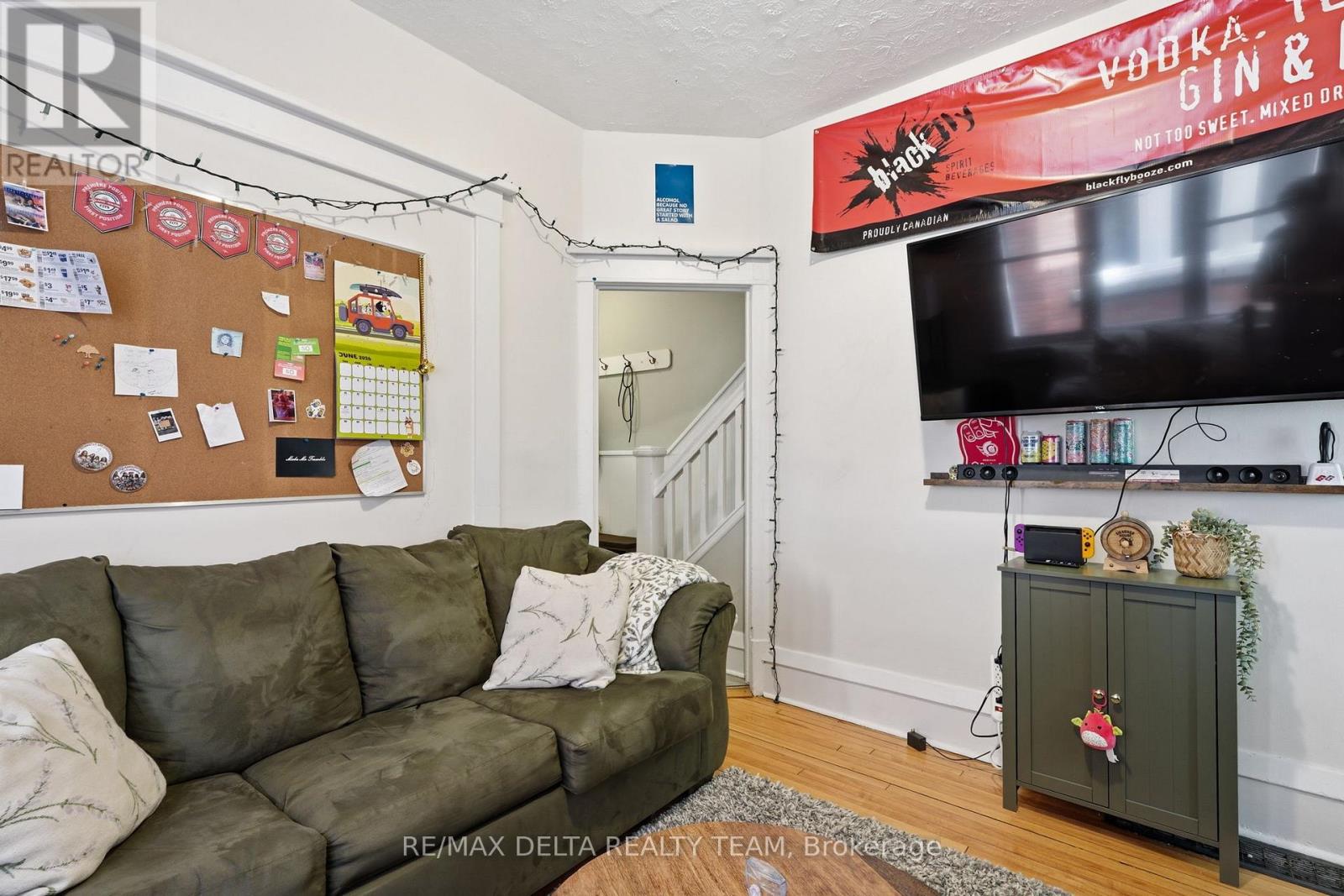 181 Goulburn Avenue, Ottawa, Ontario  K1N 8E3 - Photo 10 - X13460510