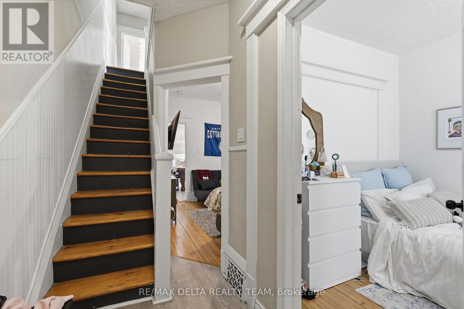 181 Goulburn Avenue, Ottawa, Ontario  K1N 8E3 - Photo 5 - X13460510