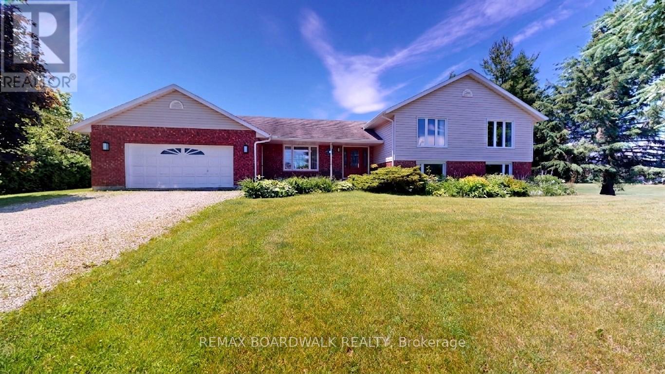 4 ST GEORGE STREET, Elizabethtown-Kitley, Ontario