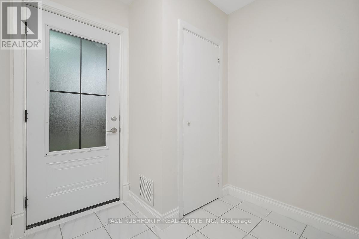 2418 Clementine Boulevard, Ottawa, Ontario  K1V 8E2 - Photo 3 - X13460544