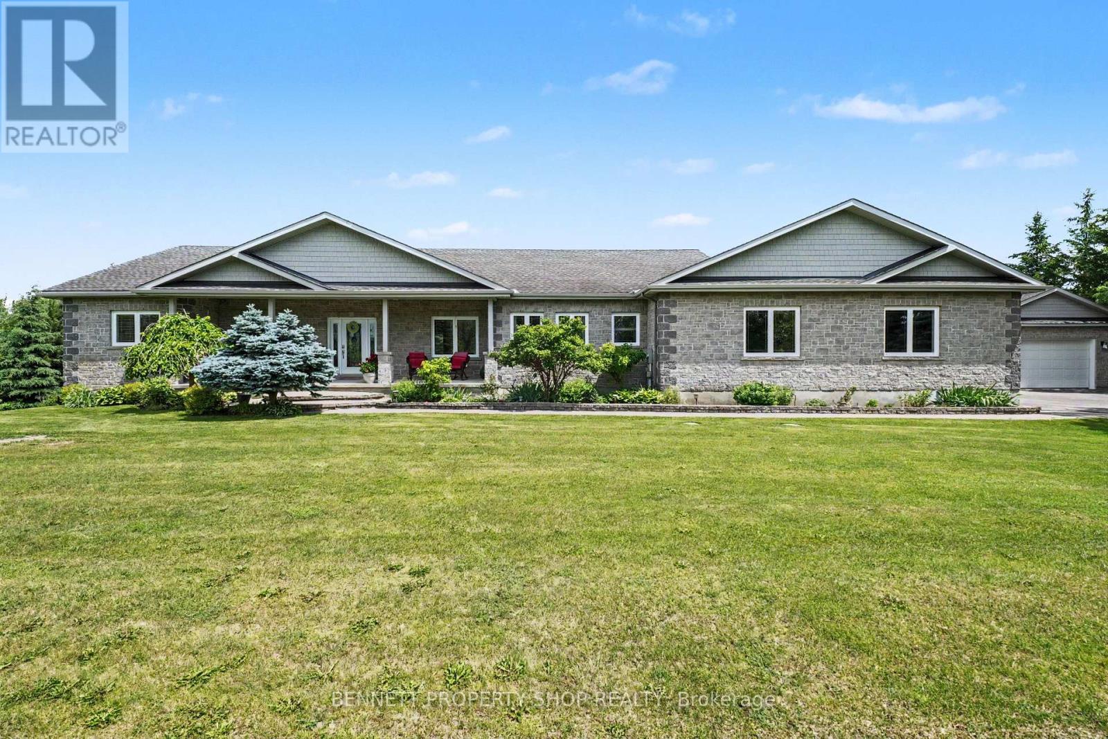 121 Covered Bridge Way, Ottawa, Ontario  K0A 1L0 - Photo 2 - X13460582