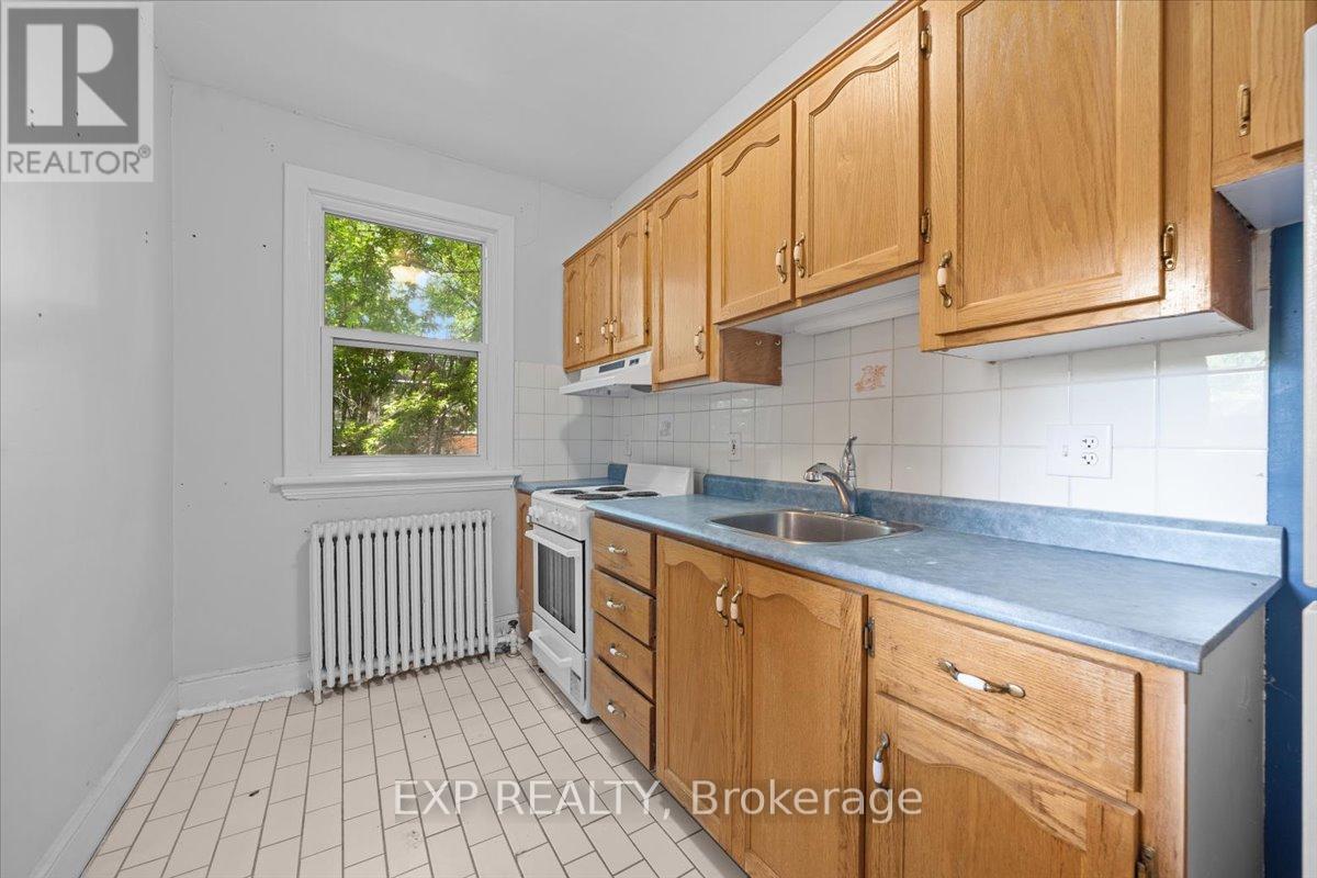 1 - 484 Gilmour Street, Ottawa, Ontario  K1R 5L4 - Photo 14 - X13460674