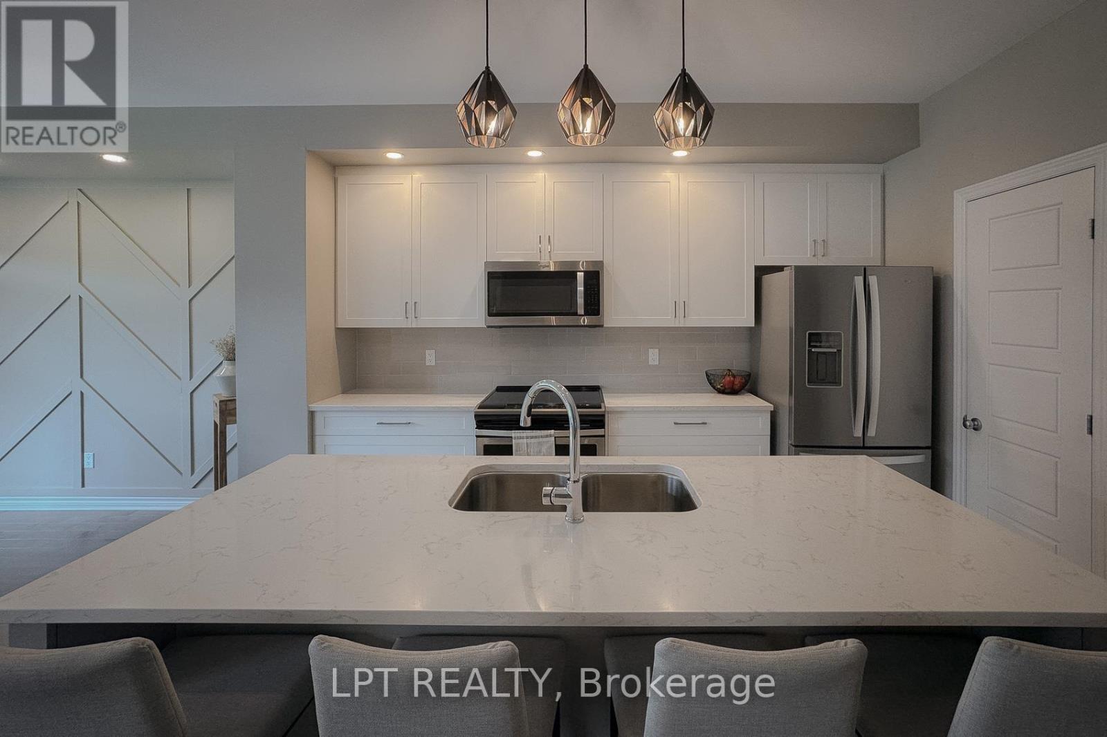 552 Labrador Crescent, Ottawa, Ontario  K1T 0R5 - Photo 9 - X13460800