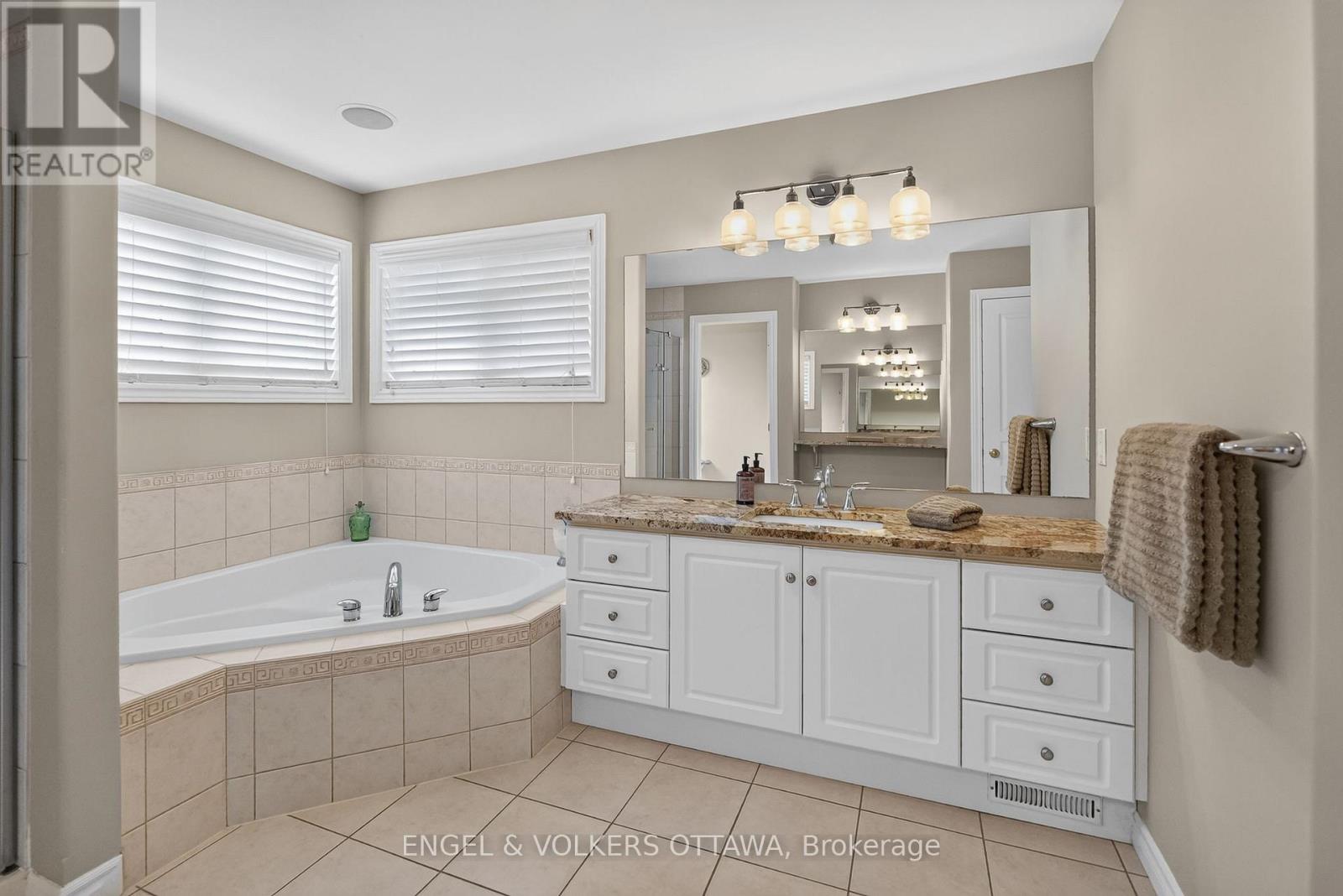 1599 Landel Drive, Ottawa, Ontario  K2W 1C6 - Photo 24 - X13460918
