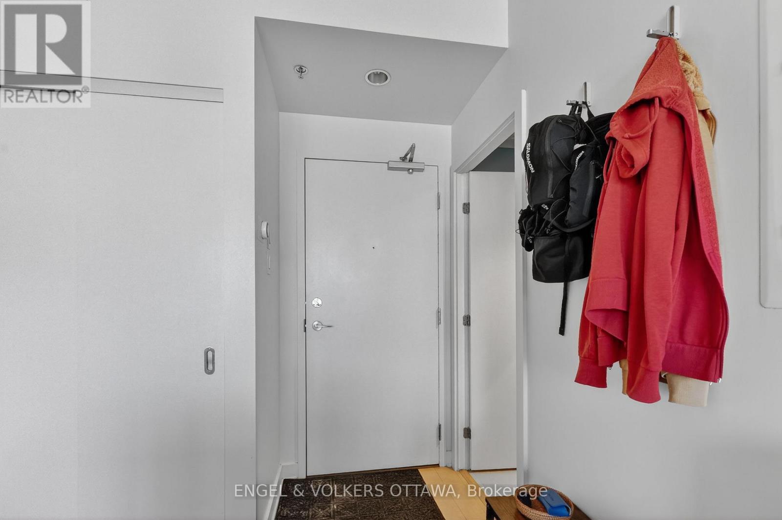 935 - 340 Mcleod Street, Ottawa, Ontario  K2P 1A4 - Photo 8 - X13461078