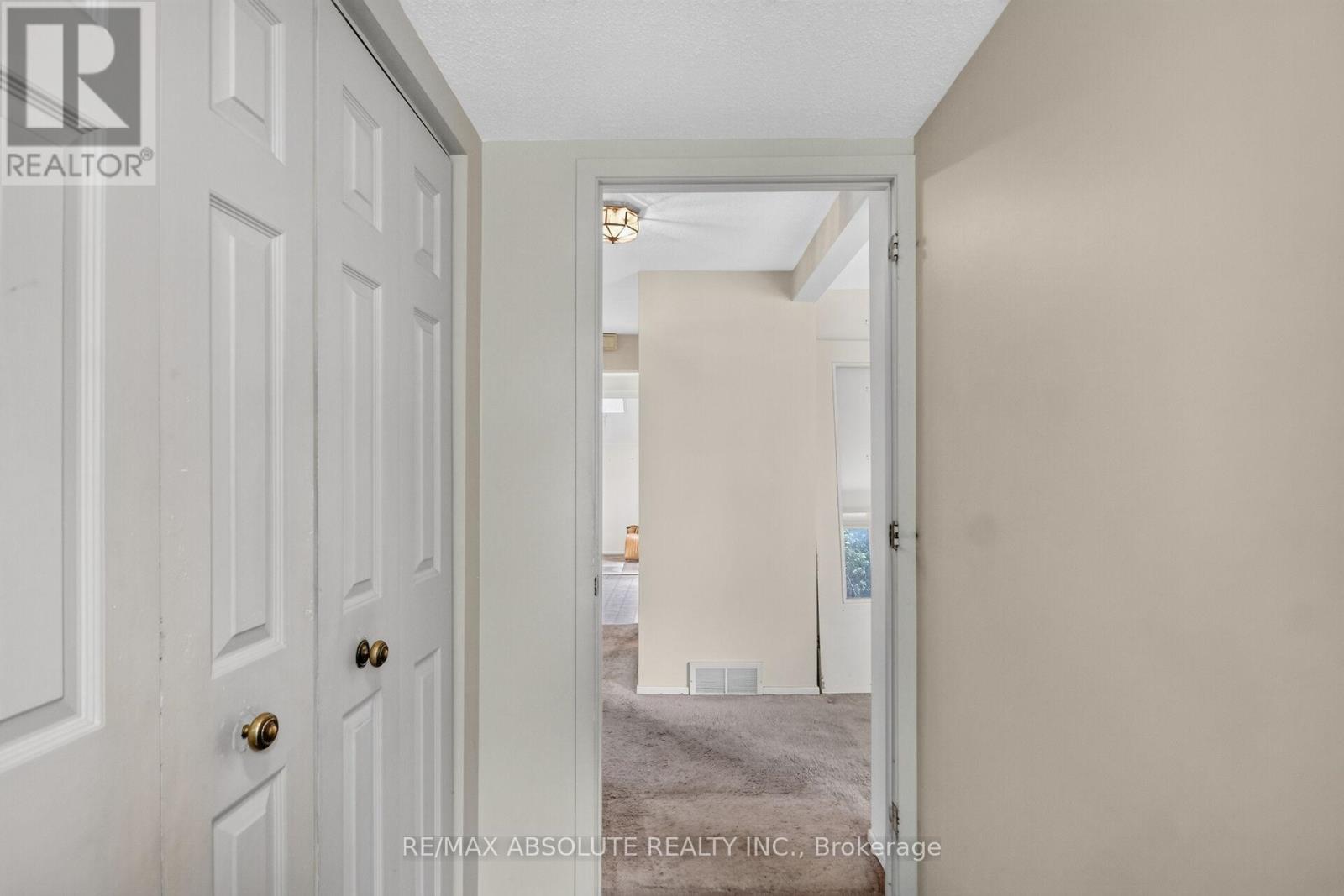32 Sage Crescent, Ottawa, Ontario  K2J 1T4 - Photo 3 - X13461098