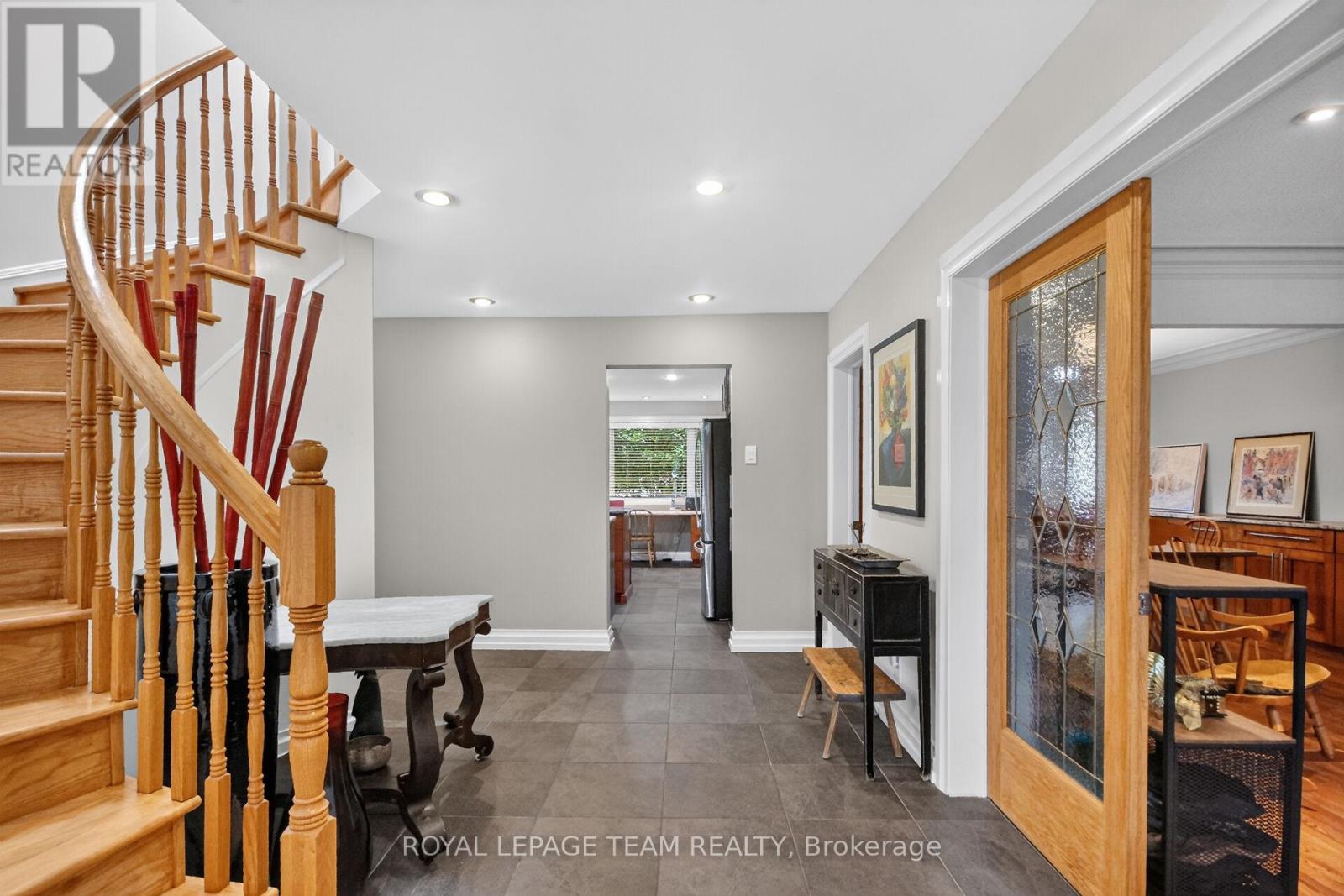 22 Lynhurst Avenue, Ottawa, Ontario  K1V 9W7 - Photo 9 - X13461110