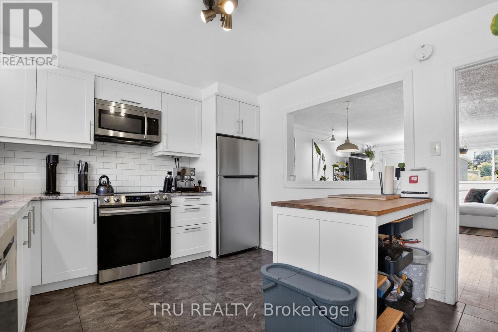 1253 Emperor Avenue, Ottawa, Ontario  K1Z 8C4 - Photo 11 - X13461228