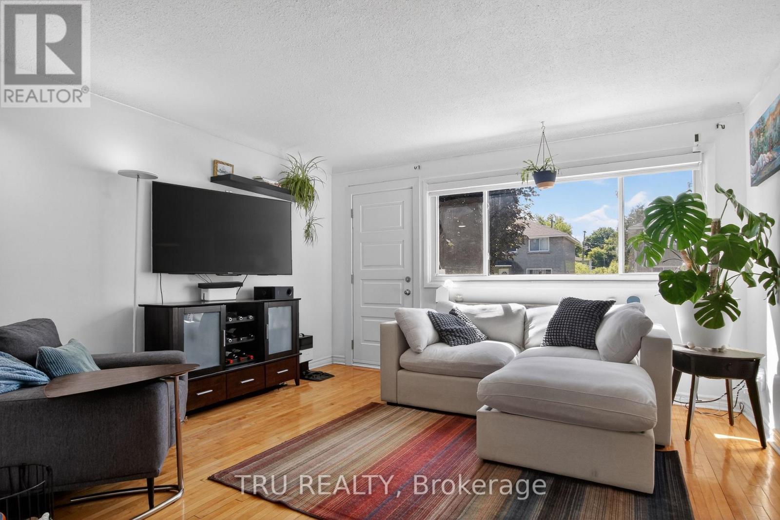 1253 Emperor Avenue, Ottawa, Ontario  K1Z 8C4 - Photo 4 - X13461228
