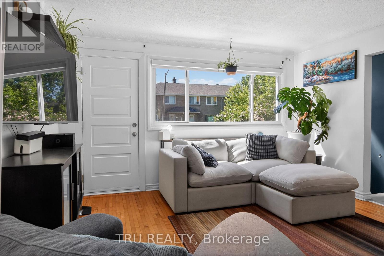 1253 Emperor Avenue, Ottawa, Ontario  K1Z 8C4 - Photo 5 - X13461228