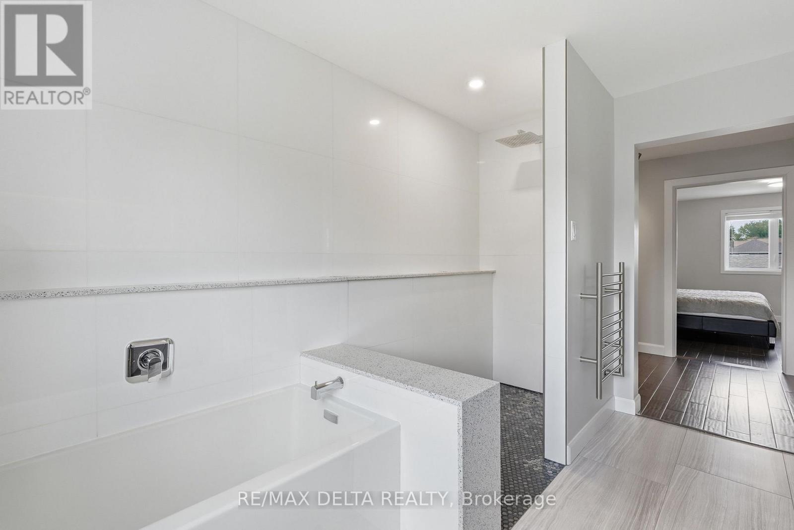 1791 Queensdale Avenue, Ottawa, Ontario  K1T 1J7 - Photo 25 - X13461268