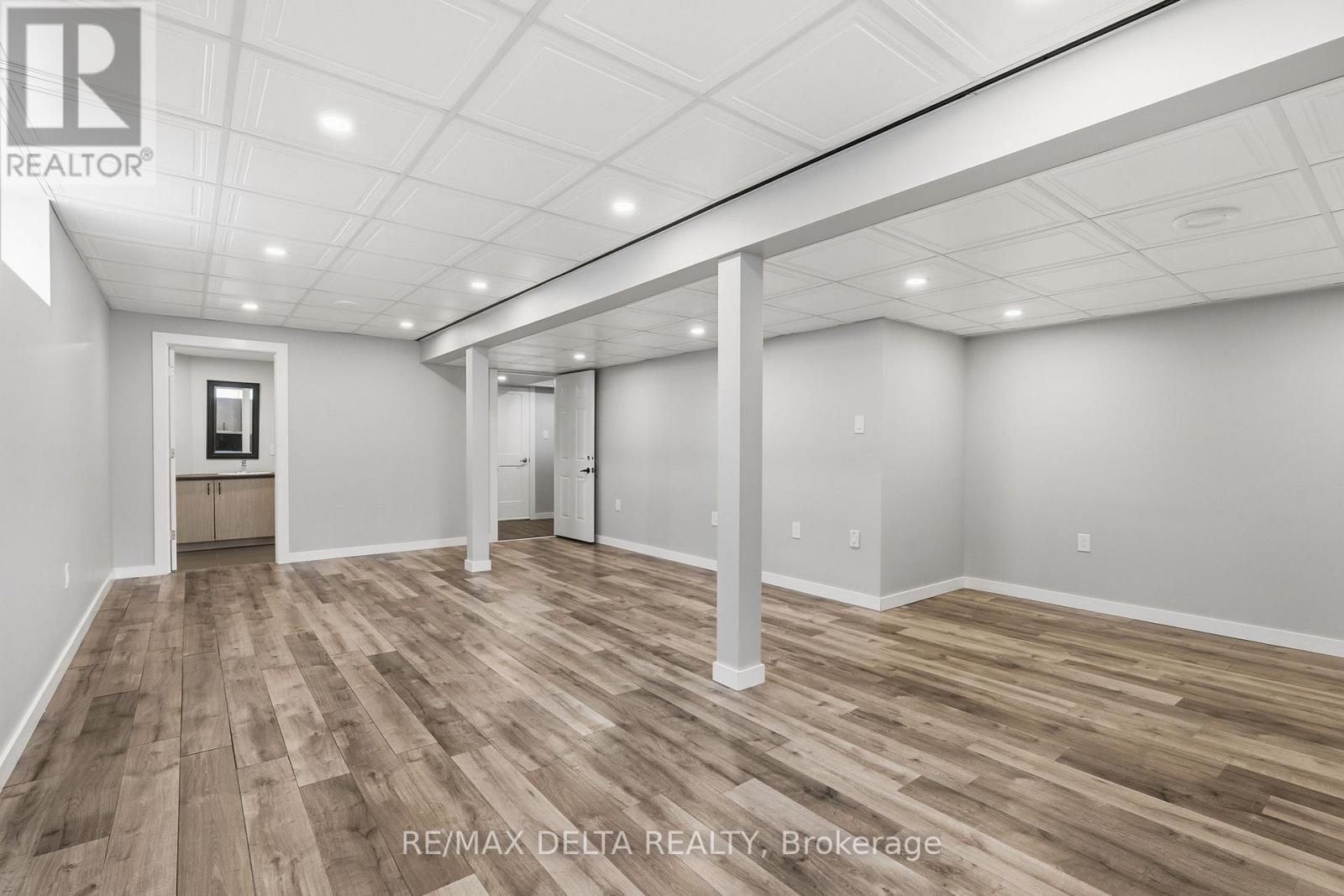 1791 Queensdale Avenue, Ottawa, Ontario  K1T 1J7 - Photo 34 - X13461268