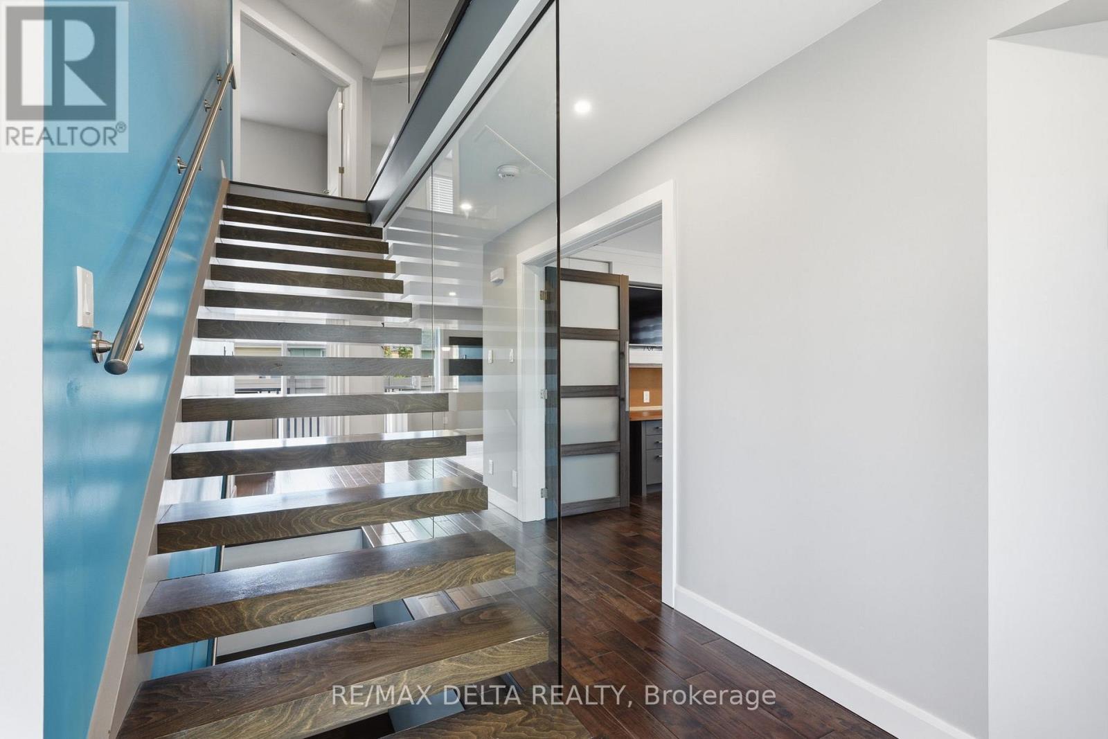 1791 Queensdale Avenue, Ottawa, Ontario  K1T 1J7 - Photo 5 - X13461268