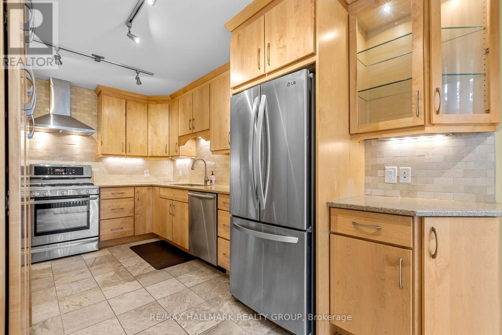 988 Lucille Way, Ottawa, Ontario  K4A 4J2 - Photo 13 - X13461528
