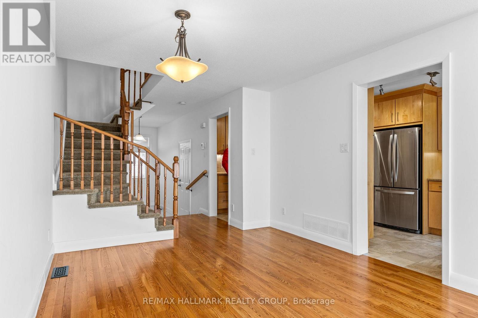 988 Lucille Way, Ottawa, Ontario  K4A 4J2 - Photo 9 - X13461528