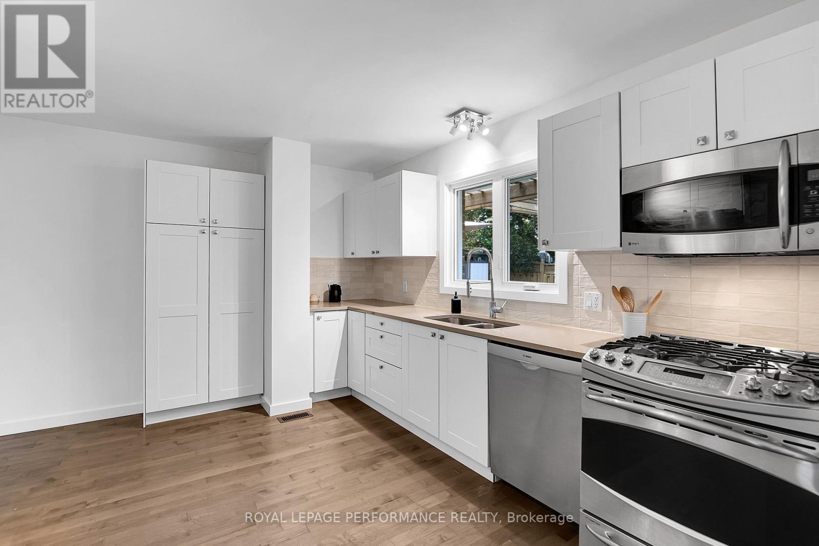 69 Hawk Crescent, Ottawa, Ontario  K1V 9G8 - Photo 13 - X13461734