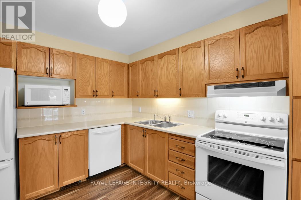 6176 Oak Meadows Drive Drive, Ottawa, Ontario  K1C 7G8 - Photo 13 - X13461836